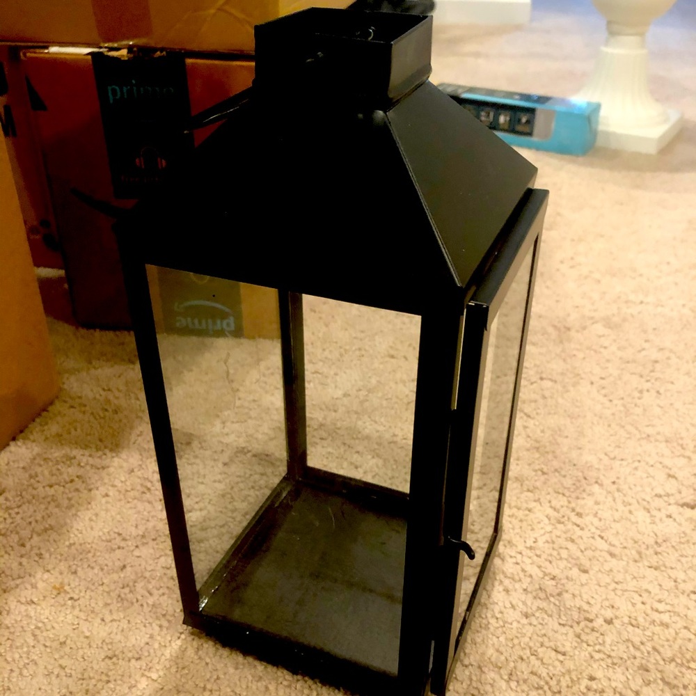 3 Tall black lanterns
